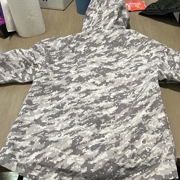 Mens Adidas size small wind breaker light jacket - Picture 6 of 9